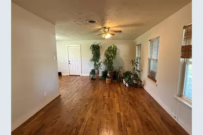 10317 Kelburn Drive, Houston, TX 77016 - Photo 11