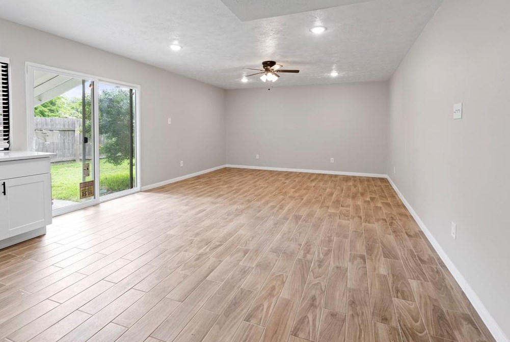 3815 Marywood Dr, Spring TX  77388-5053 exterior