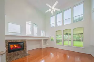 1415 Sue Barnett Dr, Houston, TX 77018 - Photo 17