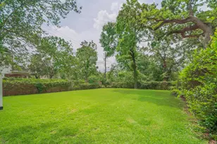 1415 Sue Barnett Dr, Houston, TX 77018 - Photo 47