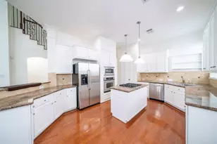 1415 Sue Barnett Dr, Houston, TX 77018 - Photo 11