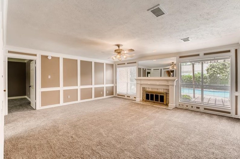 2714 Bent Tree Trl, League City TX  77573-4484 exterior