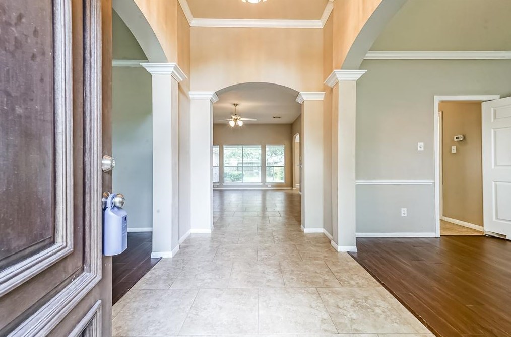 14431 Wadlington Dr, Houston TX  77044-5082 exterior
