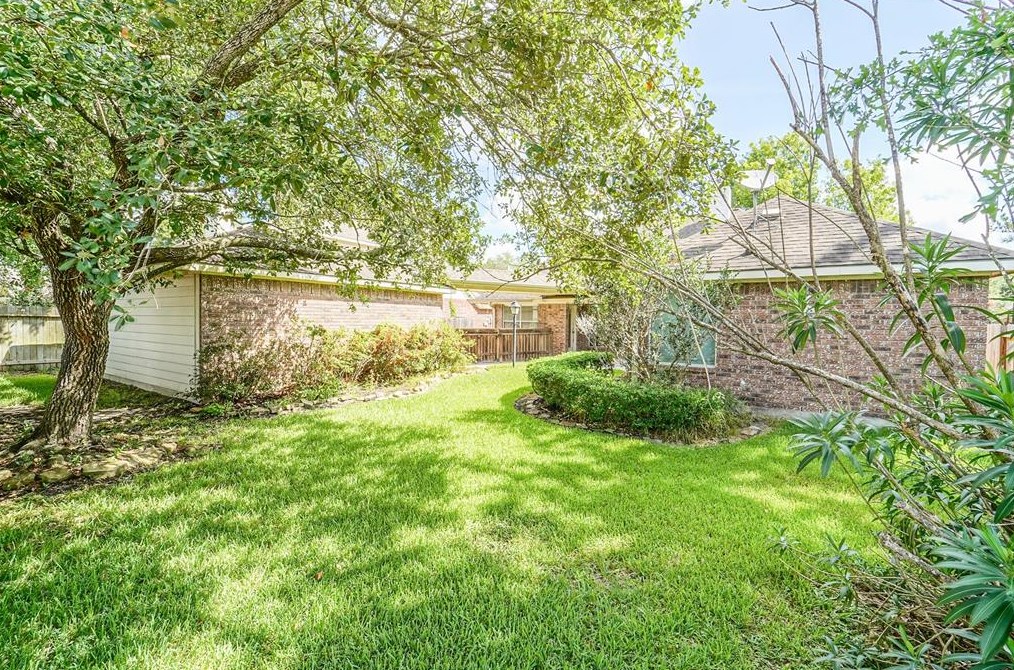 14431 Wadlington Dr, Houston TX  77044-5084 exterior