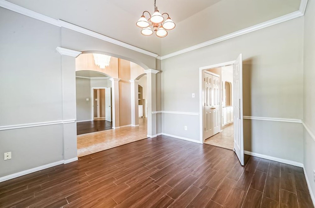 14431 Wadlington Dr, Houston TX  77044-5084 exterior