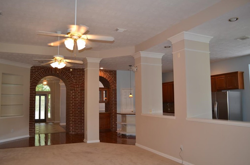 1110 Wealden Forest Dr, Spring TX  77379-5648 exterior