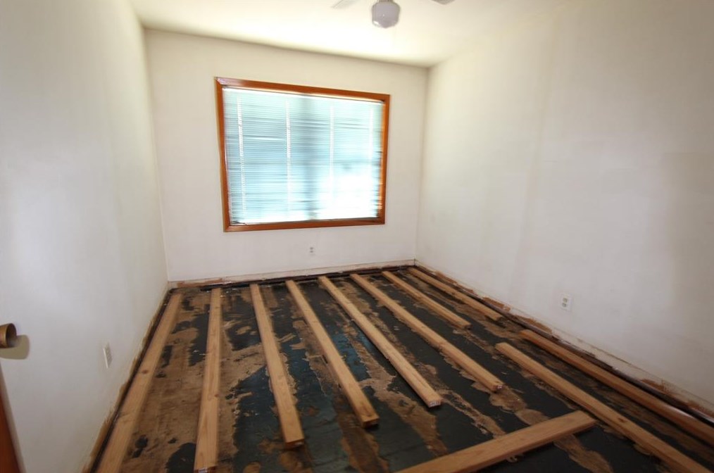 7522 Hammerly, Houston TX  77055-1205 exterior