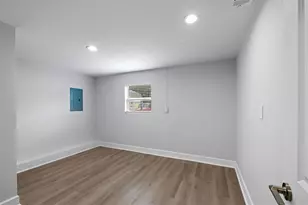 1010 27th St, Galveston, TX 77550 - Photo 11