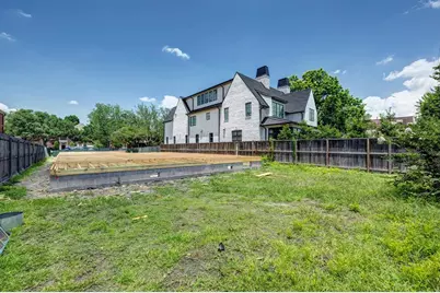 3717 Carlon Street, Southside Place, TX 77005 - Photo 3