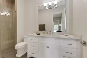 18 Smith Loop N, Cleveland, TX 77327 - Photo 17