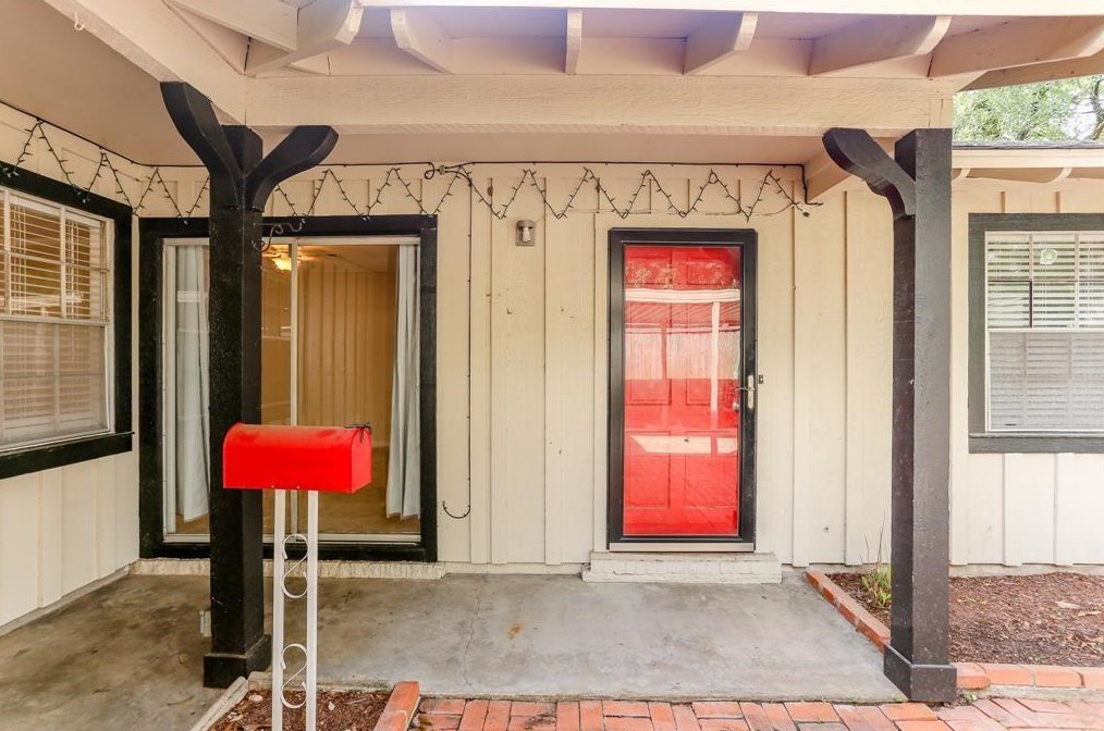 6630 Neff St, Houston TX  77074-6308 exterior