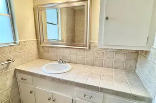 8218 Edgemoor Dr, Houston, TX 77036 - Photo 21