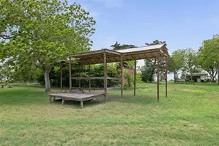 5530 US Hwy 90A W, Shiner, TX 77984 - Photo 41