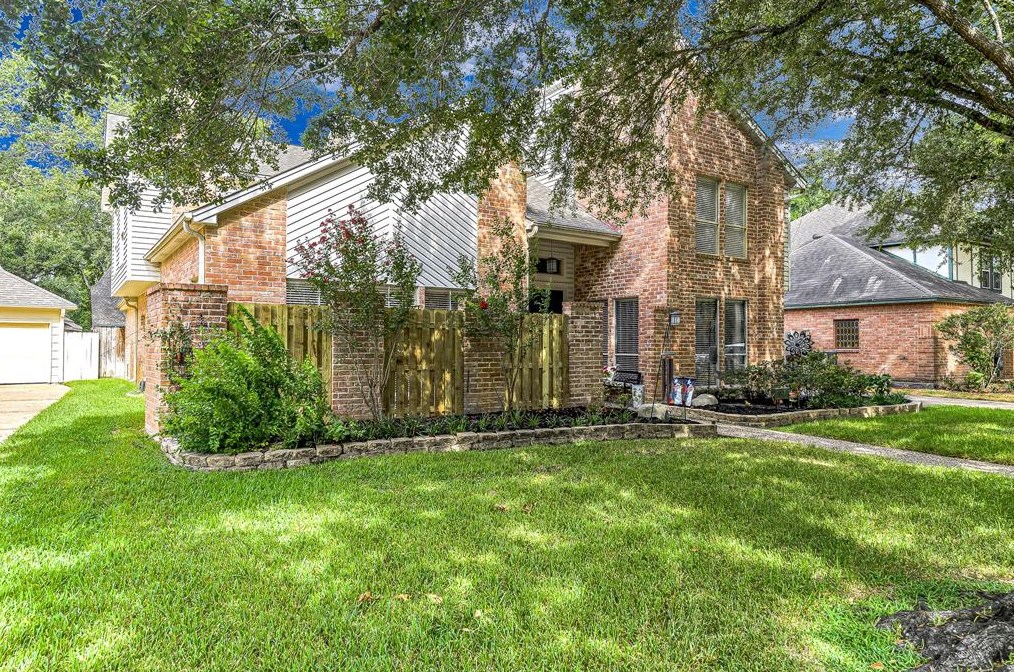 1410 Stependale Dr, Katy TX  77450-4922 exterior