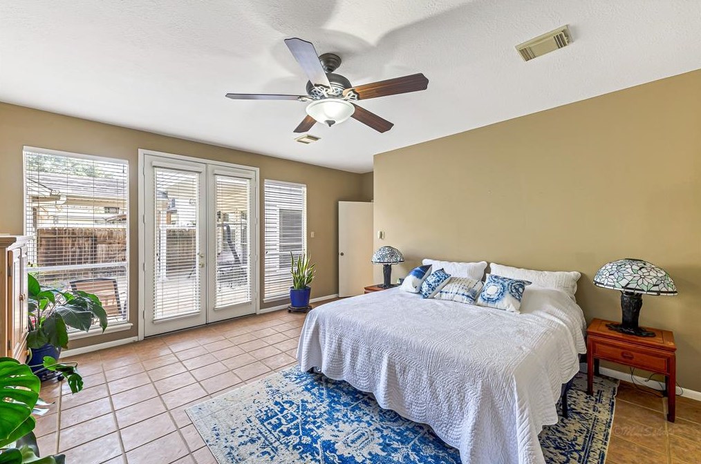 1410 Stependale Dr, Katy TX  77450-4923 exterior