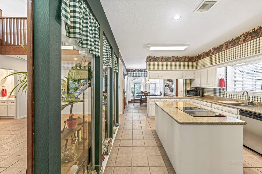 1410 Stependale Dr, Katy TX  77450-4923 exterior