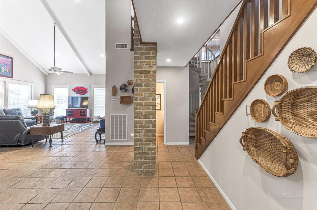 1410 Stependale Dr, Katy TX  77450-4923 exterior