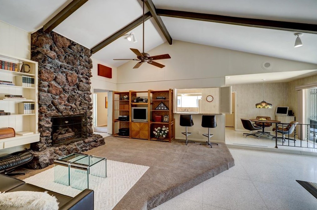 12434 Huntingwick Dr, Houston TX  77024-4906 exterior