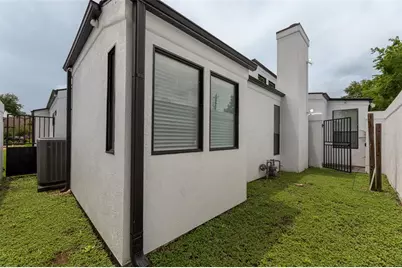 12203 Ashley Circle Drive E, Houston, TX 77071 - Photo 7