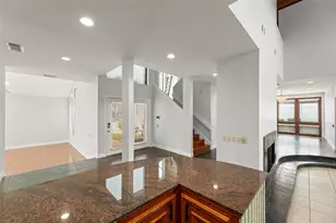 12203 Ashley Cir Dr E, Houston, TX 77071 - Photo 13