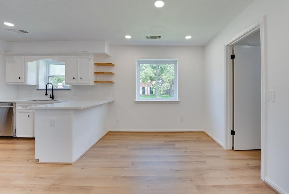 4103 Clb Vly Dr, Houston TX  77082-4133 exterior