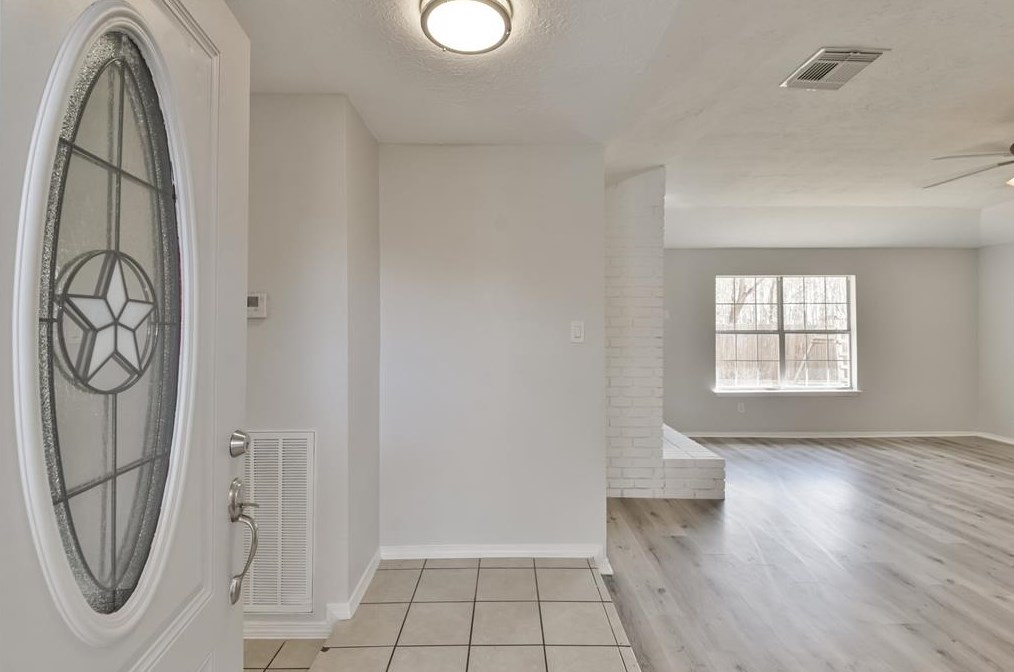 17558 Compass Rose Cir, Crosby TX  77532-4200 exterior