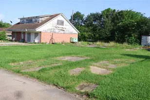 17202 Woodburn Dr, Houston, TX 77049 - Photo 13