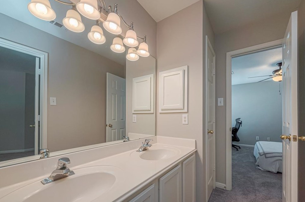 17027 Cross Spg Dr, Houston TX  77095-4709 exterior