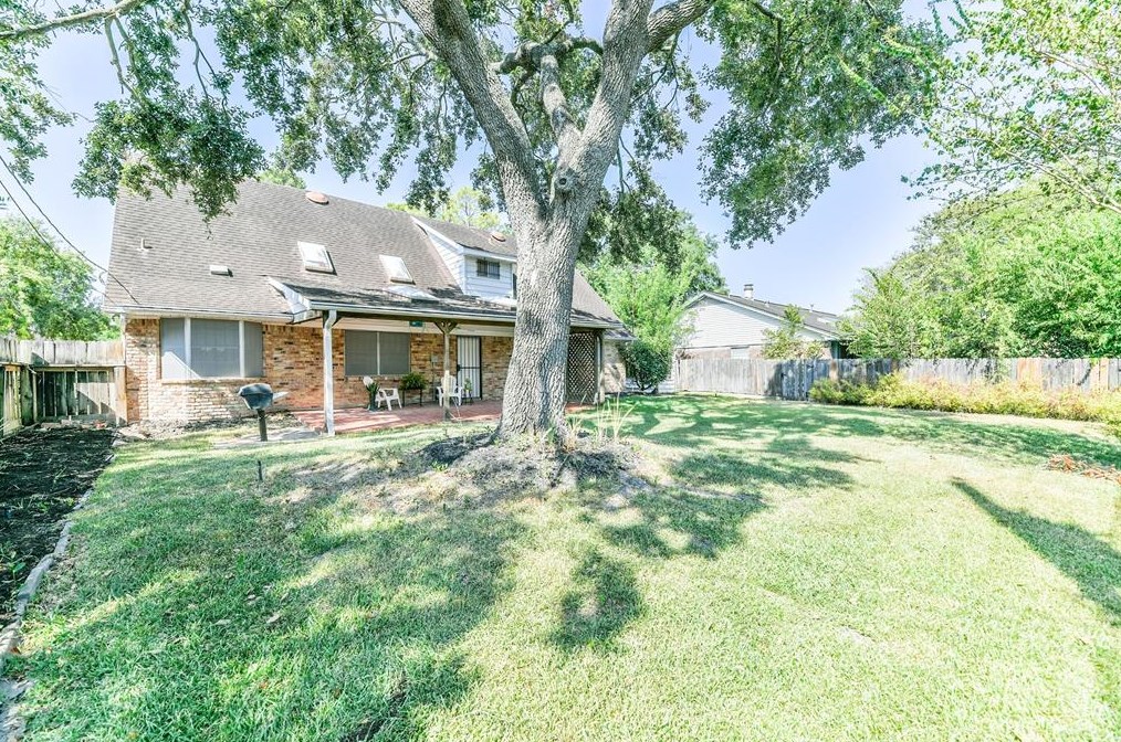 11227 Sagepark Ln, Houston TX  77089-4518 exterior