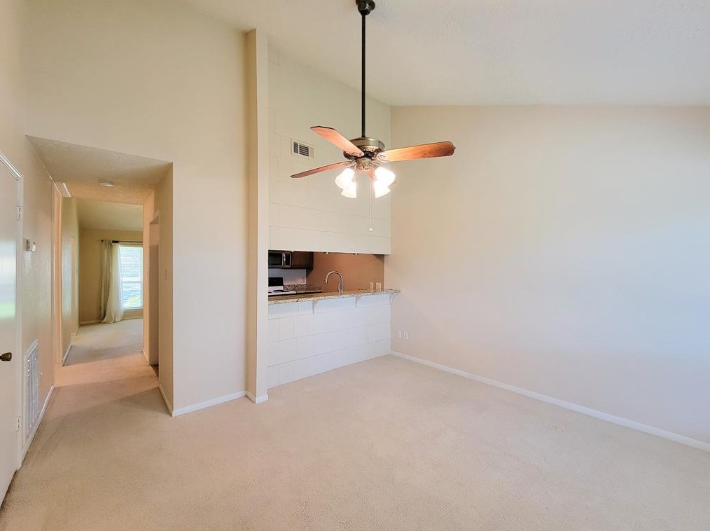 11813 Southlake Dr, Houston TX  77077-6762 exterior