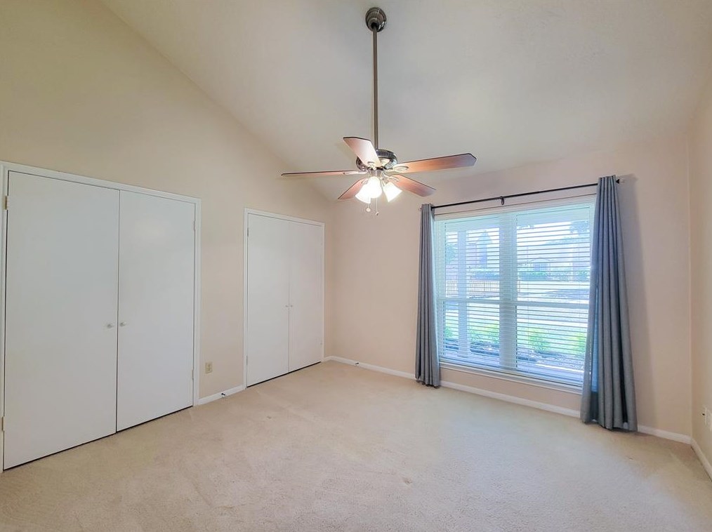 11813 Southlake Dr, Houston TX  77077-6762 exterior