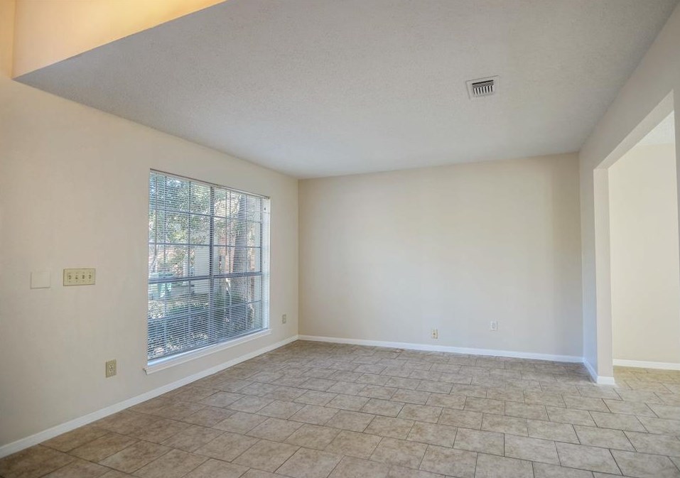 11 Treadwell Ct, Spring TX  77381-3289 exterior