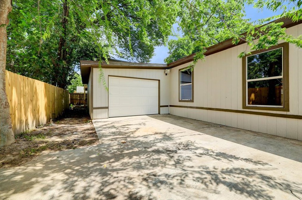 3503 Cedar Hl Ln, Houston TX  77093-2627 exterior