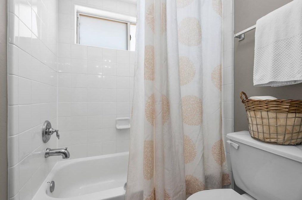 6506 Pne Reserve Dr, Spring TX 77389-4256 exterior