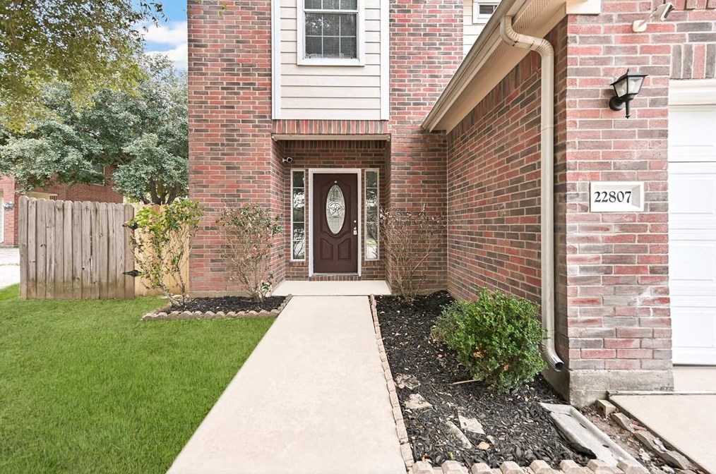 22807 Fairfax Village Cir, Spring TX  77373-5002 exterior