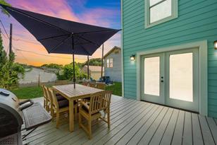 3525 Ave 0, Galveston, TX 77550 - Photo 13