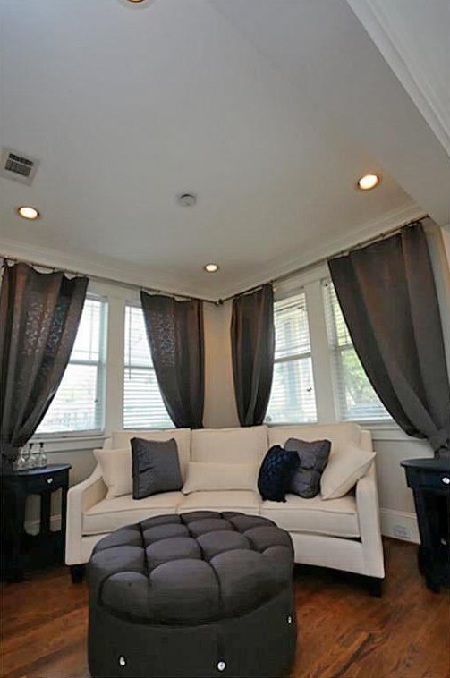 919 Yale St, Houston TX  77008-6919 exterior