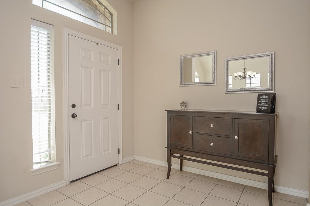 5518 Brookway Willow Dr, Spring TX  77379-2454 exterior