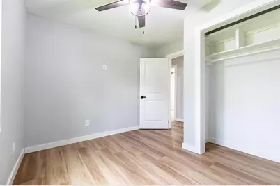 9529 Fairland Drive, Houston, TX 77051 - Photo 7