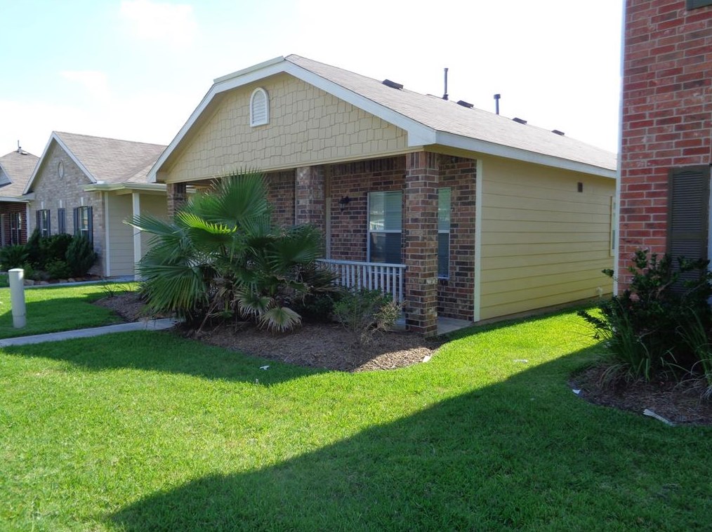 4049 Mossy Place Ln, Spring TX  77388-3574 exterior