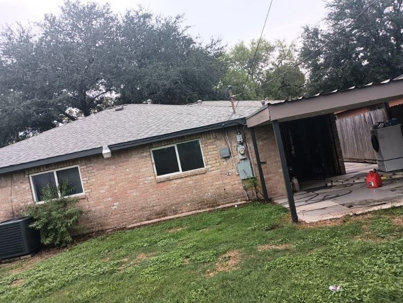 3830 San Pedro St, Houston TX  77013-3839 exterior