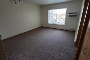 1401 Crestview Dr, Petoskey, MI 49770 - Photo 9