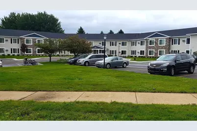 1401 Crestview Dr, Petoskey, MI 49770 - Photo 5