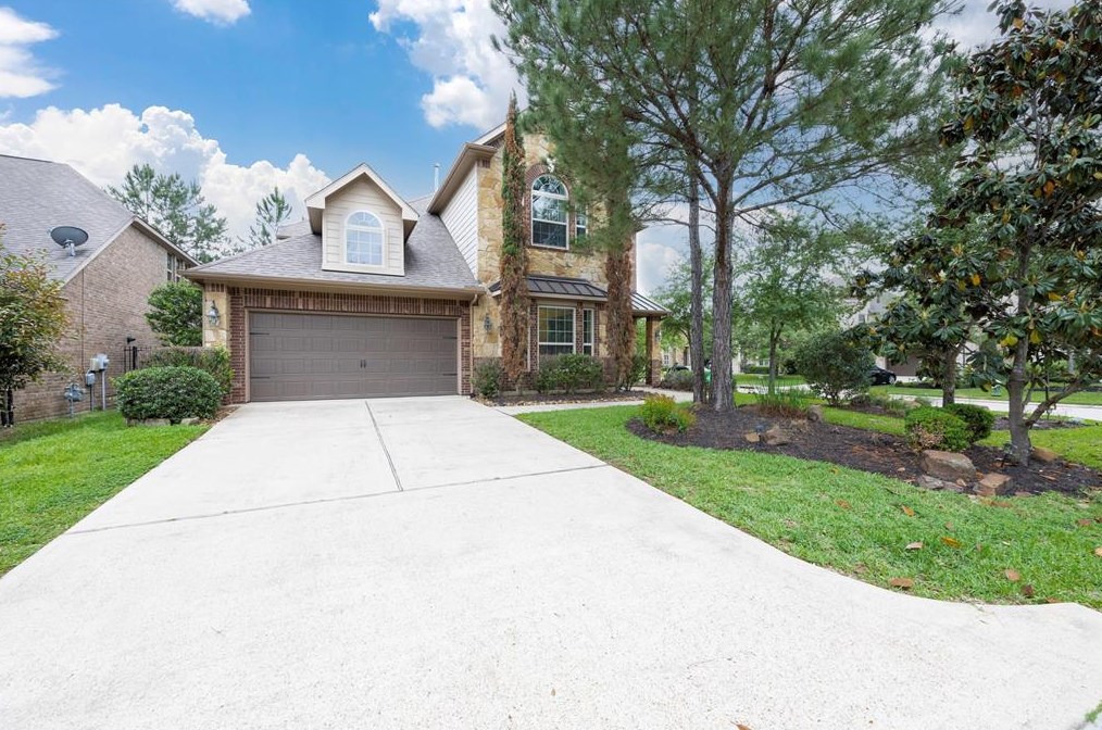 31 Shaded Arbor Dr, Spring TX  77389-5119 exterior
