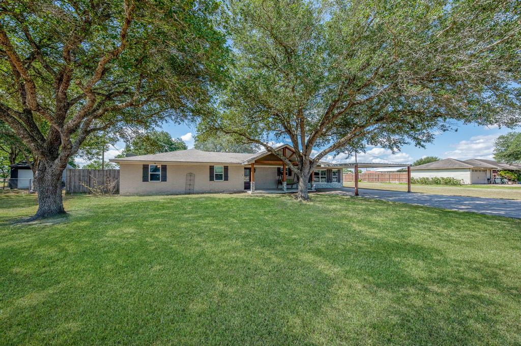 310 Brent St, El Campo, TX 77437 MLS 54423450 Coldwell Banker