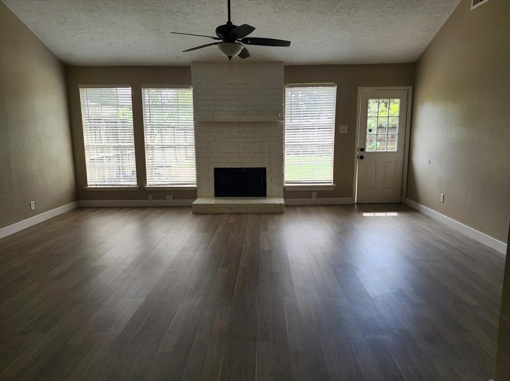 19315 Lazy Valley Dr, Katy TX  77449-3909 exterior