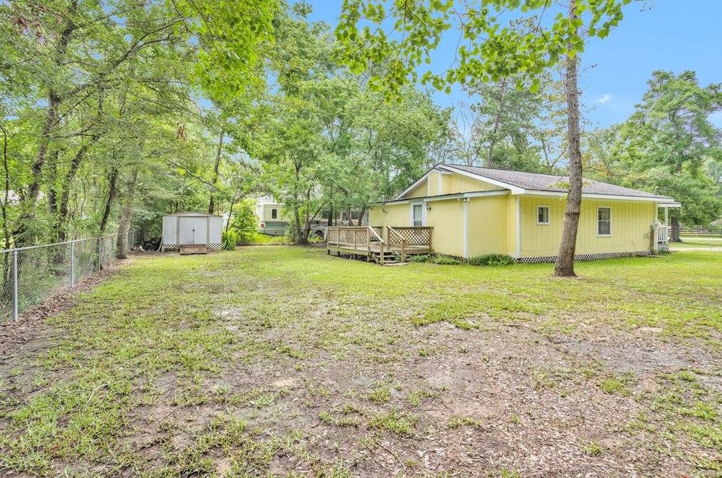 18509 Woodland Frst, Conroe TX  77306-9078 exterior