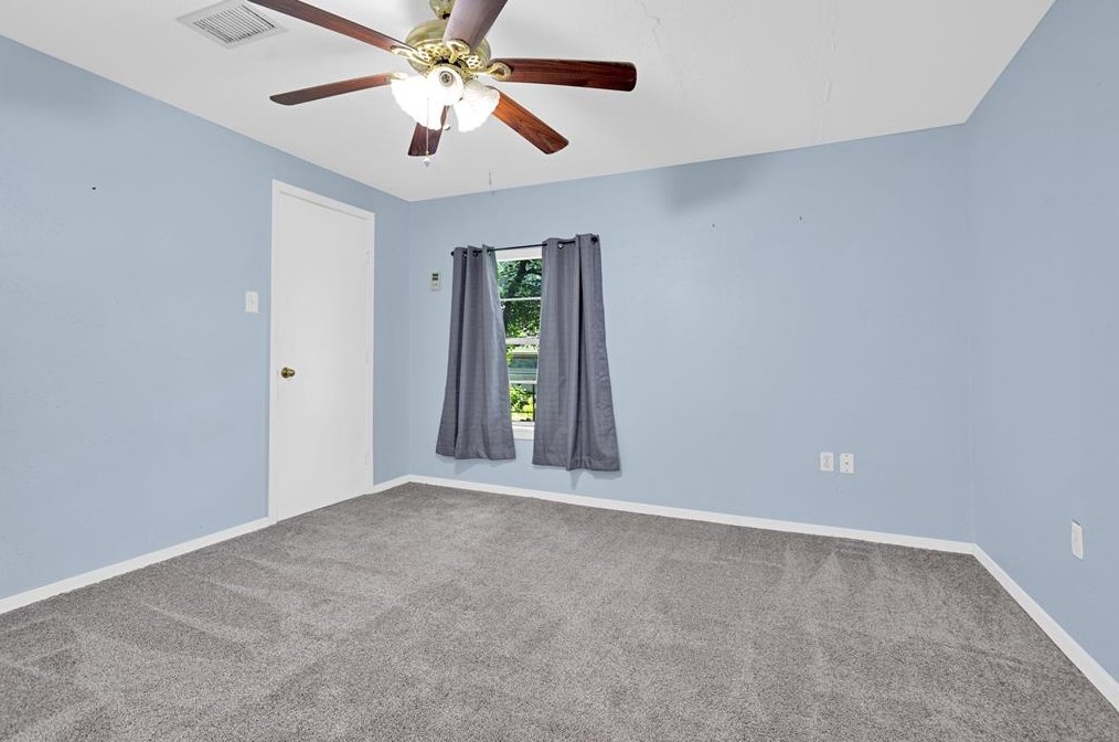 18509 Woodland Frst, Conroe TX  77306-9078 exterior