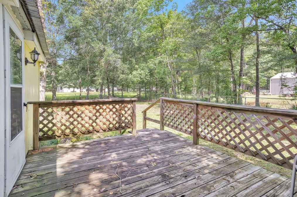 18509 Woodland Frst, Conroe TX  77306-9078 exterior