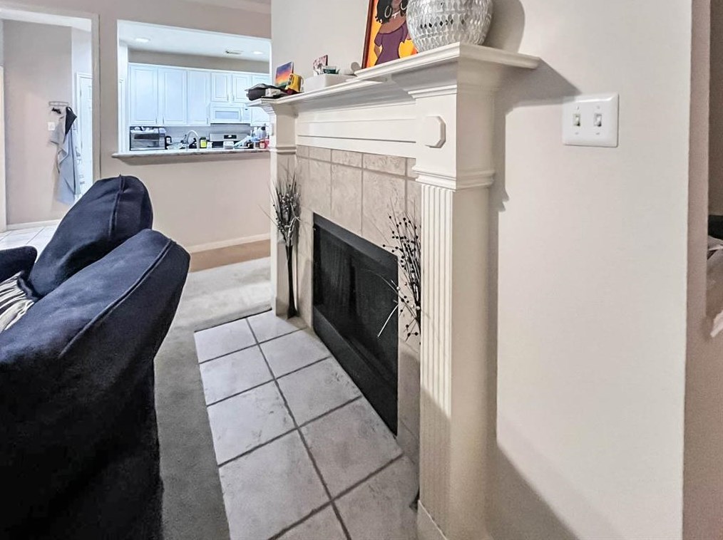 5018 Hearth Holw Ln, Sugar Land TX 77479-3857 exterior